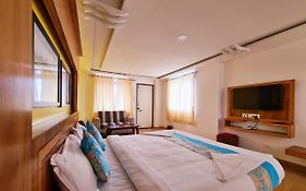 Anika Palace By Pepe Inn Hotel